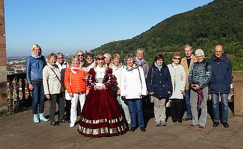 Bildungs- und Kulturgruppe der Heinrich-Vetter-Stiftung unterwegs