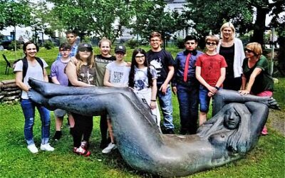 Schlossschule besucht Skulpturengarten