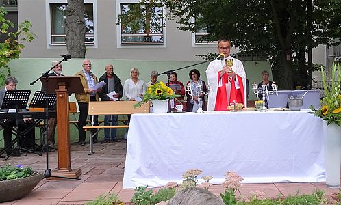 Offene Tür im Regine-Kaufmann-Haus