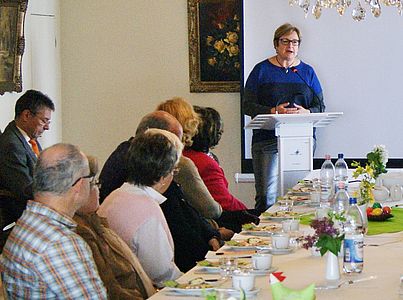 Treffen künftiger Nachbarn