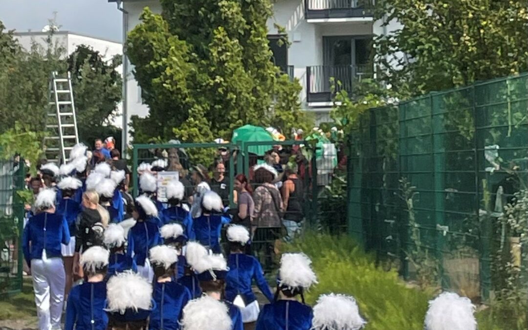 Trubel und Narrenkappen im Stiftungspark